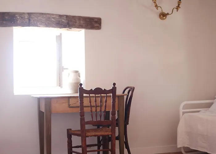 La Grulla Dorada * Perales del Puerto