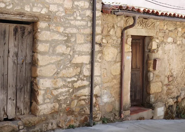 La Grulla Dorada Casa rural Perales del Puerto